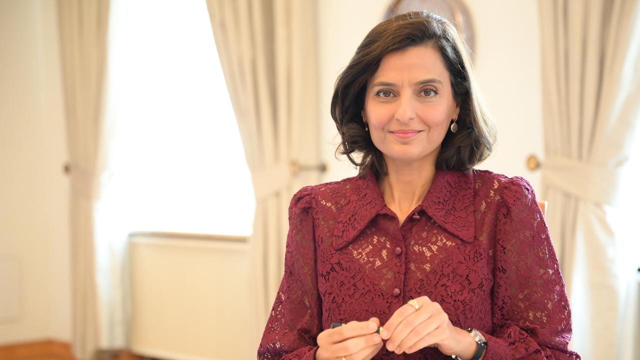 Ein Bild der libanesischen Botschafterin in Berlin, Abir Ali