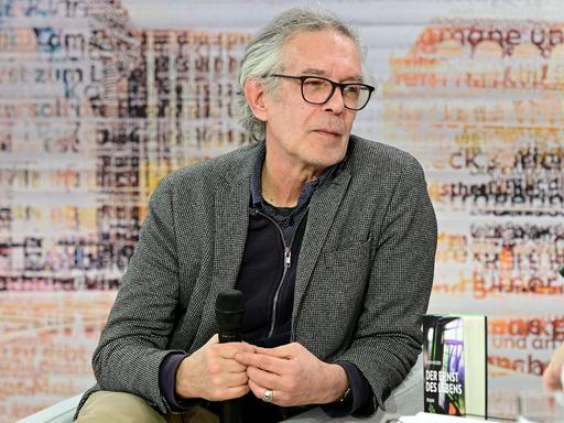 Der Schriftsteller Ulrich Peltzer Der Schriftsteller Ulrich Peltzer