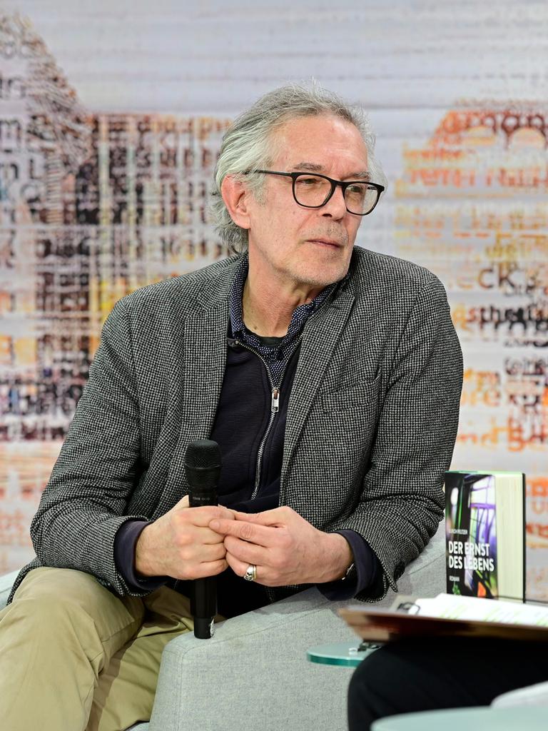 Der Schriftsteller Ulrich Peltzer Der Schriftsteller Ulrich Peltzer