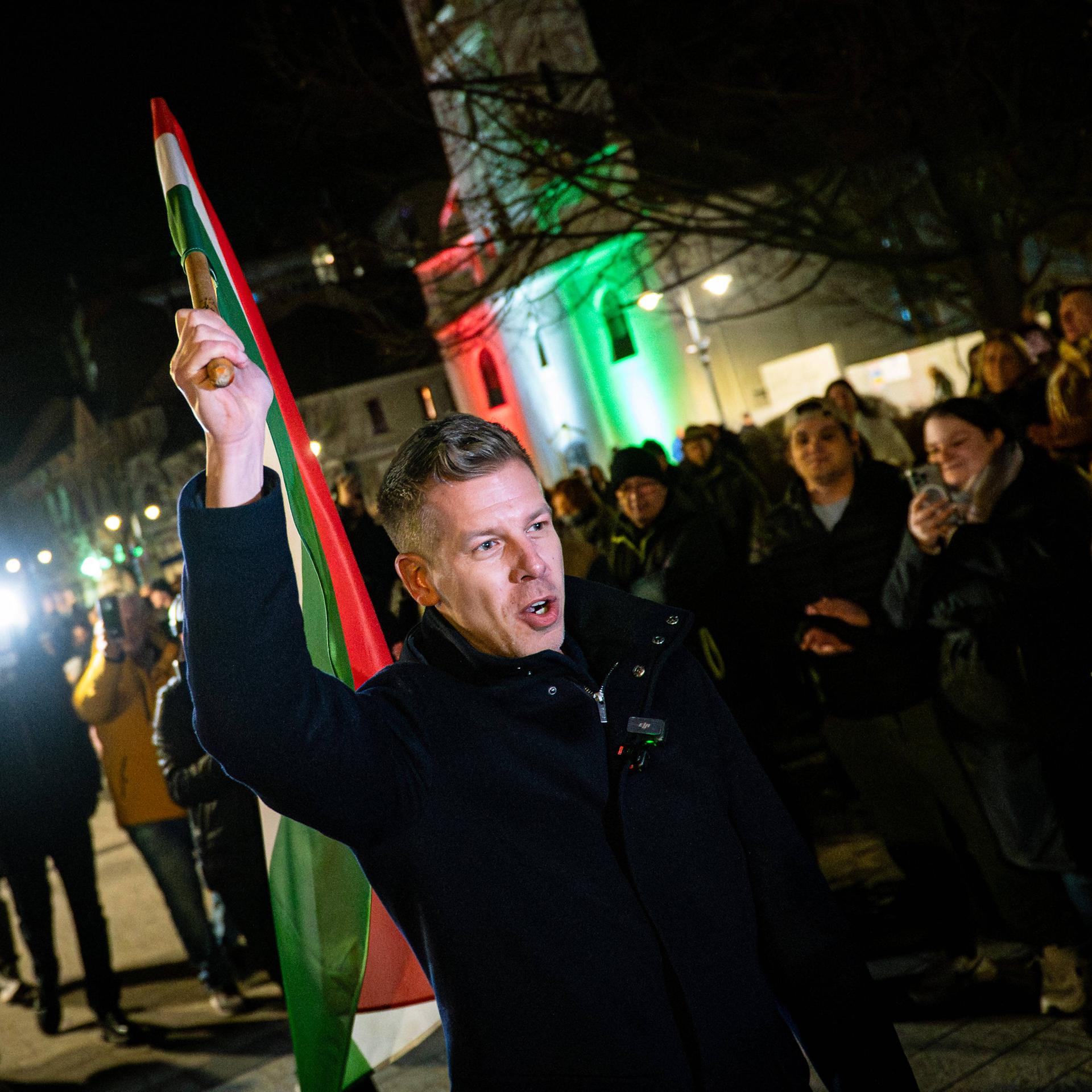 Ungarn-Wahl - Politologe Kiszelly: Geeinte Opposition verbessert Chancen gegen Orban
