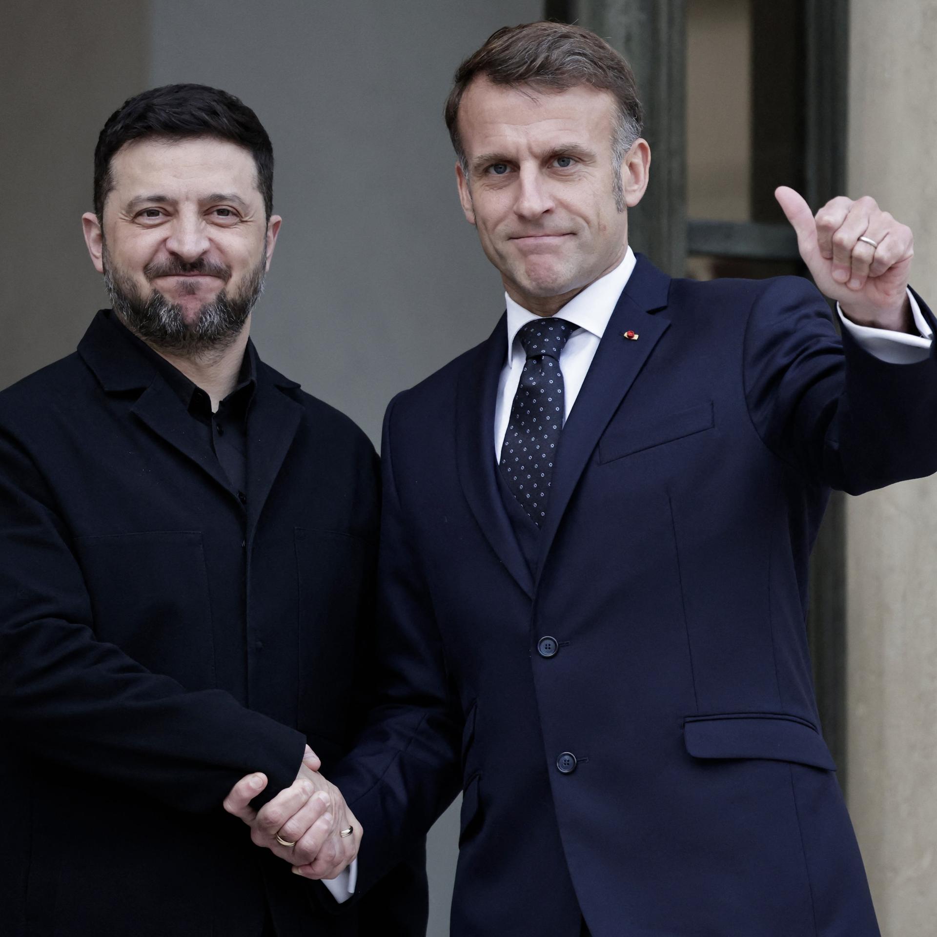 Ukraine-Verhandlungen - Selenskyj von Macron empfangen - Kallas: könnte entscheidende Woche für Kiew sein