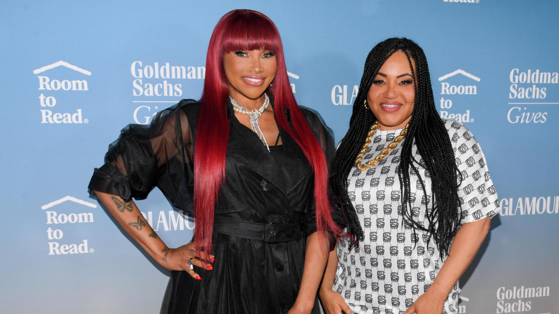 Salt-N-Pepa (Cheryl James und Sandra Denton) bei der 25-jährigen Jubiläumsgala von Room to Read auf dem Tribeca Rooftop in New York, NY, am 13. Mai 2025. Salt-N-Pepa (Cheryl James und Sandra Denton) bei der 25-jährigen Jubiläumsgala von Room to Read auf dem Tribeca Rooftop in New York, NY, am 13. Mai 2025.