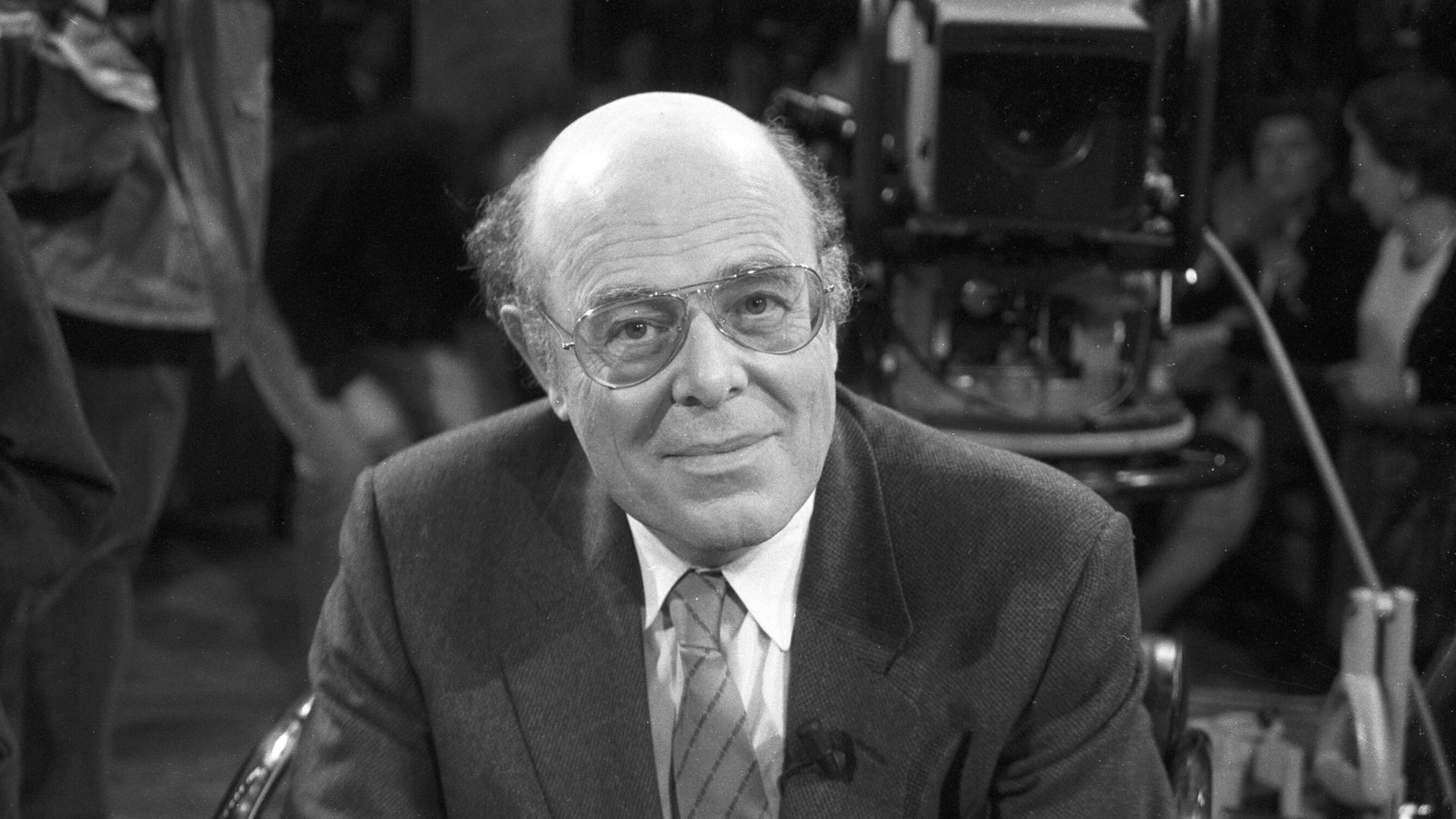 Marcel Ophüls im Januar 1992 bei "Zeil um zehn" (HR) Marcel Ophüls im Januar 1992 bei "Zeil um zehn" (HR)