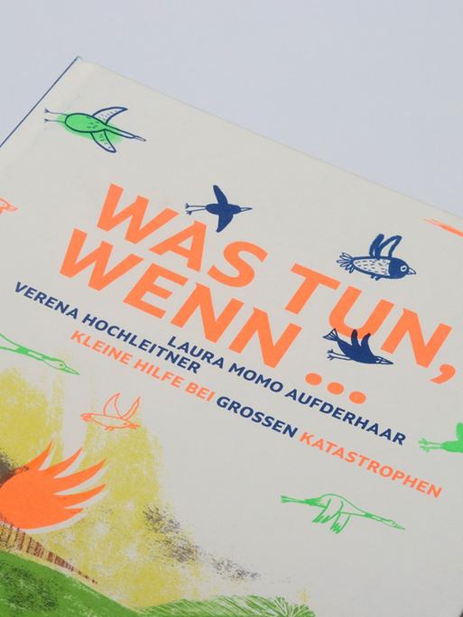 Das Kinderbuch "Was tun, wenn" ist von der Stiftung Buchkunst als schönestes Buch des Jahres ausgezeichnet worden Das Kinderbuch "Was tun, wenn" ist von der Stiftung Buchkunst als schönestes Buch des Jahres ausgezeichnet worden