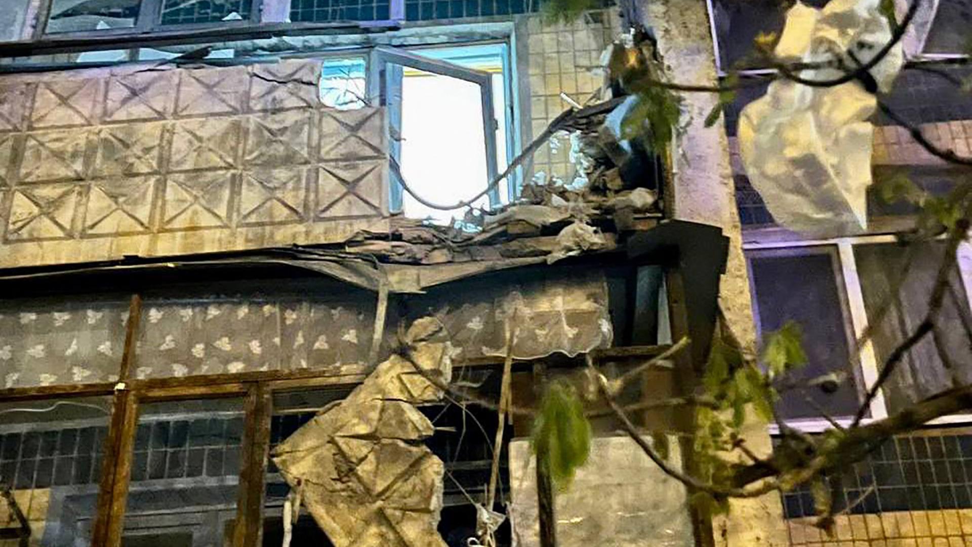 Ein zerstörtes Haus nach einer Explosion in der russischen Stadt Belgorod nahe der ukrainischen Grenze.