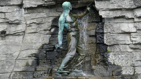 Der Haarmannsbrunnen in Osnabrück ist auf dem Bild zu sehen. 
