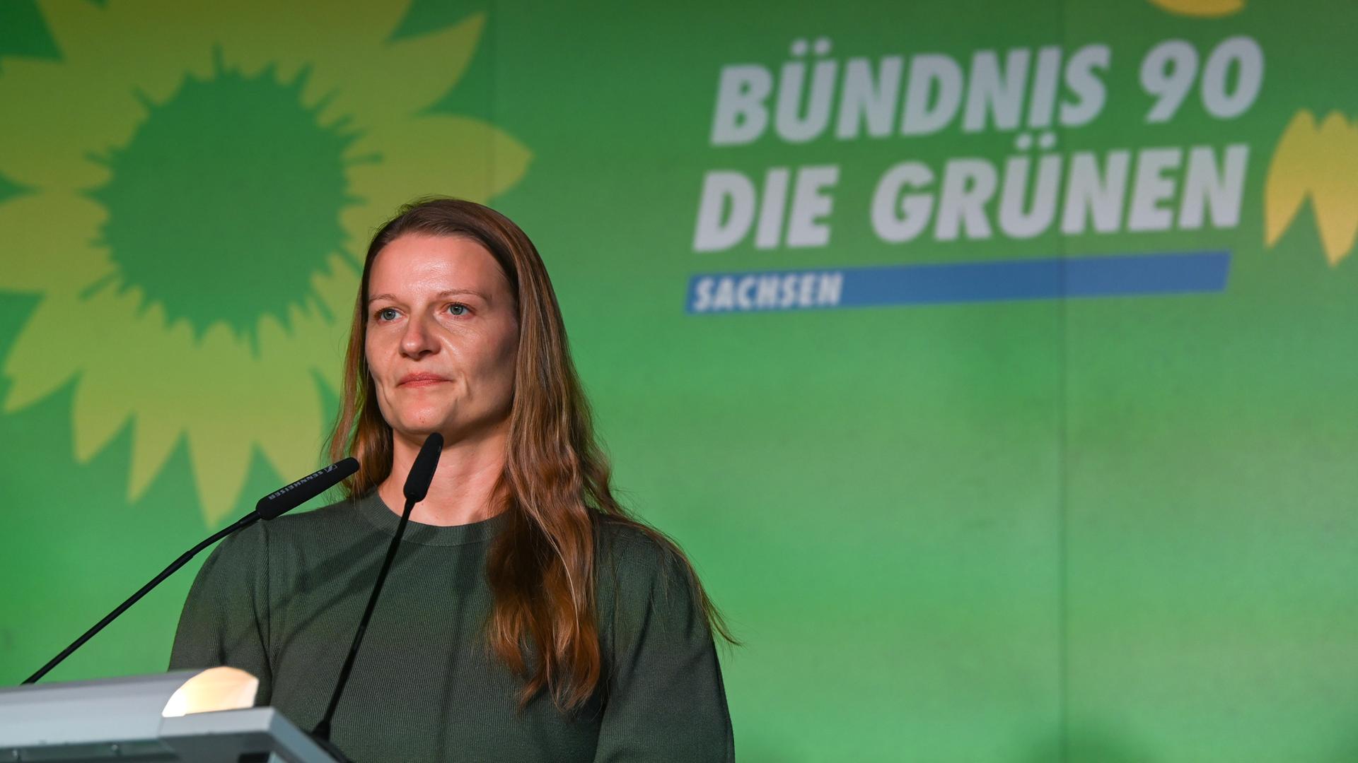 Christin Furtenbacher, Landesvorsitzende Bündnis 90/Die Grünen Sachsen, spricht auf der 59. Landesversammlung von Bündnis 90/Die Grünen Sachsen.