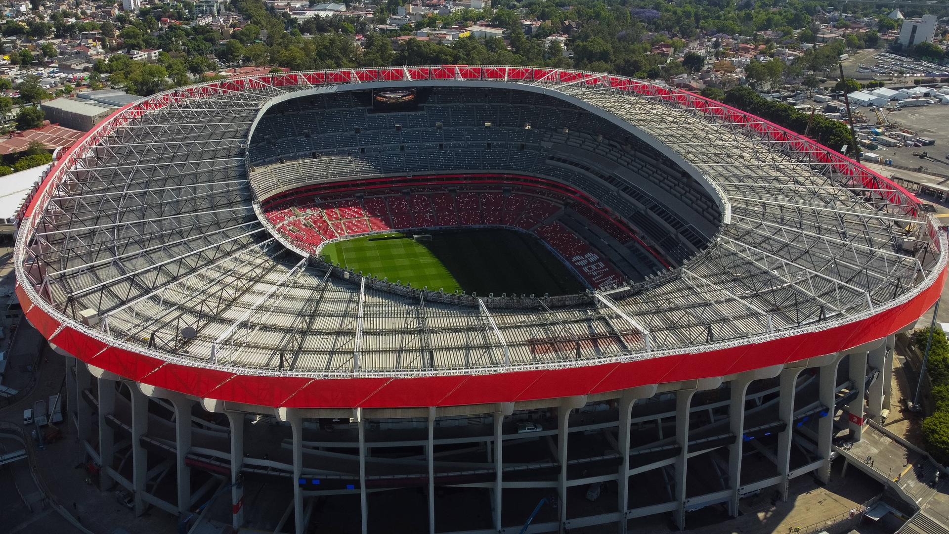 Panoramaaufnahme des renovierten Aztekenstadios in Mexiko-Stadt Panoramaaufnahme des renovierten Aztekenstadios in Mexiko-Stadt