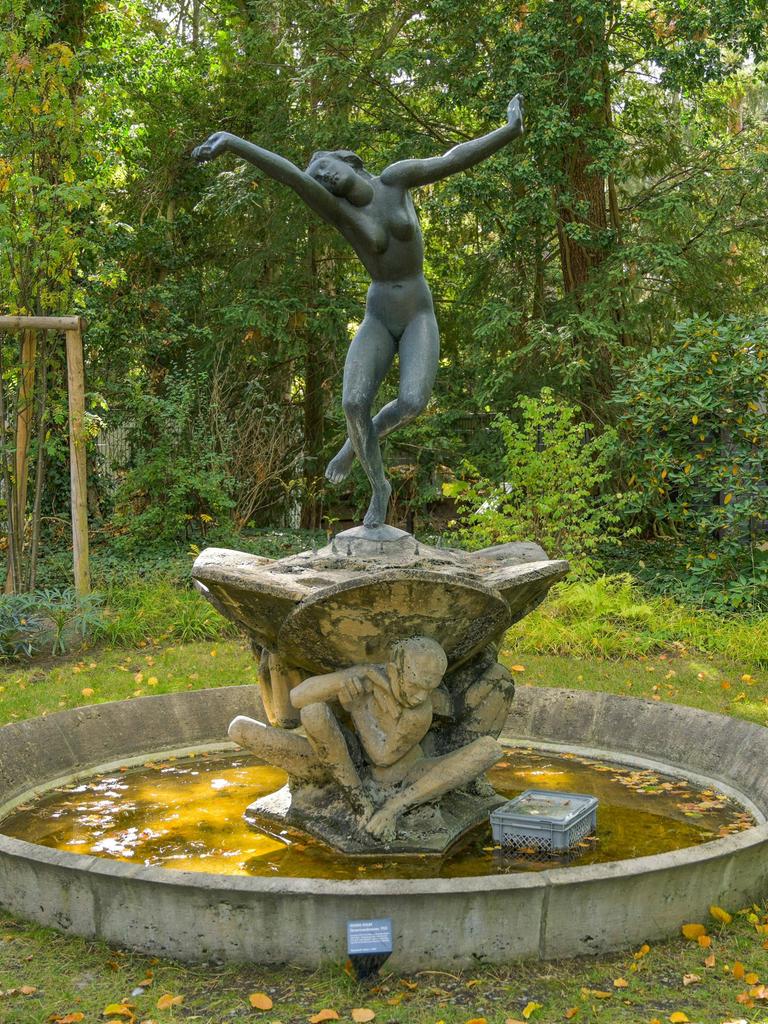 Der Tänzerinnenbrunnen im Garten des Georg Kolbe Museums