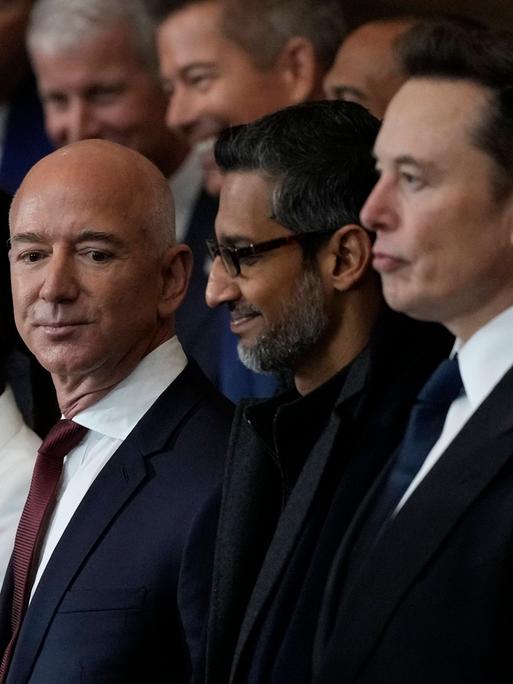 Inauguration of the 47th President Guests including Mark Zuckerberg, Jeff Bezos, Sundar Pichai and Elon Musk, arrive before the 60th Presidential Inauguration in the Rotunda of the U.S. Capitol in Washington, Monday, Jan. 20, 2025. AP Photo/Julia Demaree Nikhinson, Pool/AdMedia Washington District of Columbia United States of America EDITORIAL USE ONLY PUBLICATIONxNOTxINxUKxAUS Copyright: xx DCJE354 CNP/AdMediax admphotostwo912910