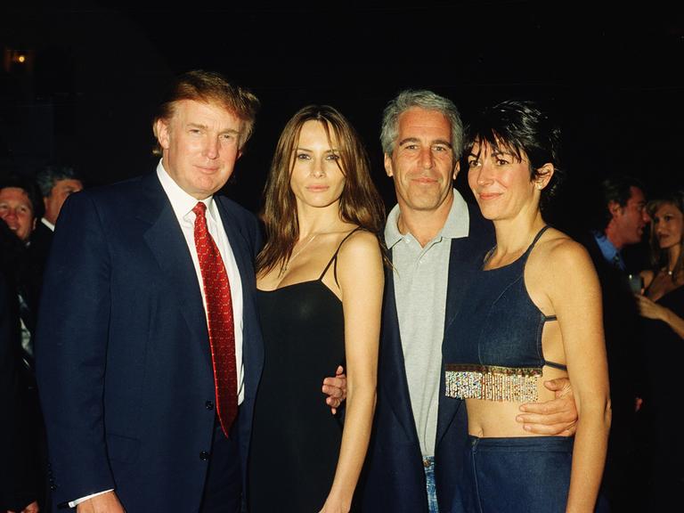 Donald Trump, Melania Knauss, Jeffrey Epstein und Ghislaine Maxwell 