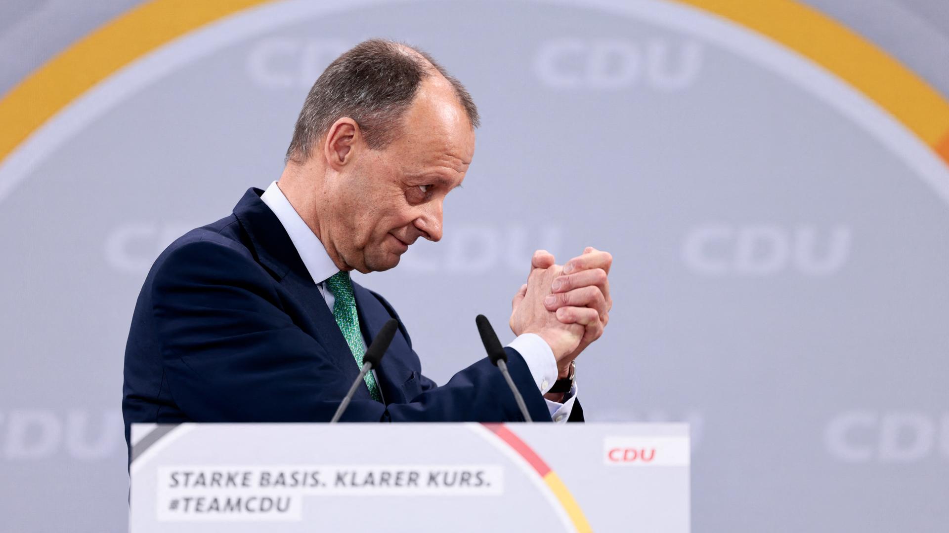 Der neue CDU-Vorsitzende Friedrich Merz am Rednerpult.