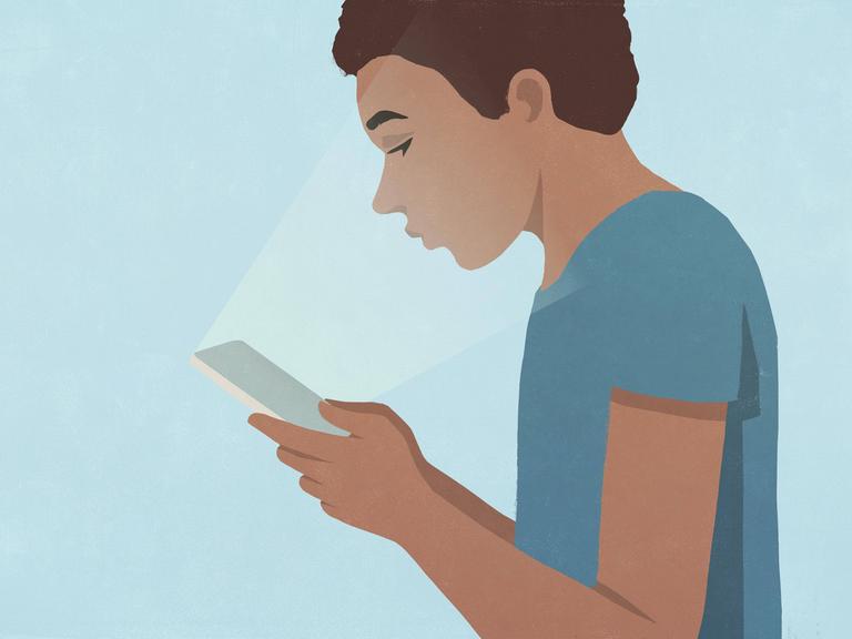Illustration eines Jugendlichen, der ein Smartphone in den Händen hält. Das Licht des Bildschirms scheint in sein Gesicht.