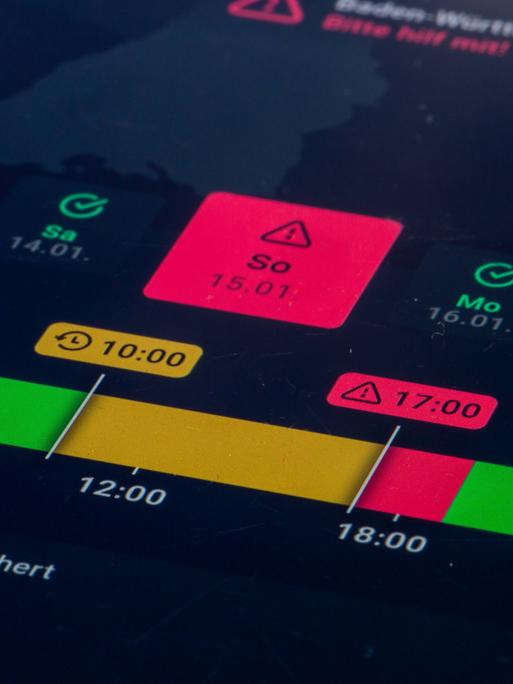 Stromwarnung in Baden-Württemberg: Die Strom-Gedacht-App ruft am 15.01.2023 zum Sparen auf *** Electricity warning in Baden Württemberg The Strom Gedacht app calls for savings on 15 01 2023 Copyright: xx