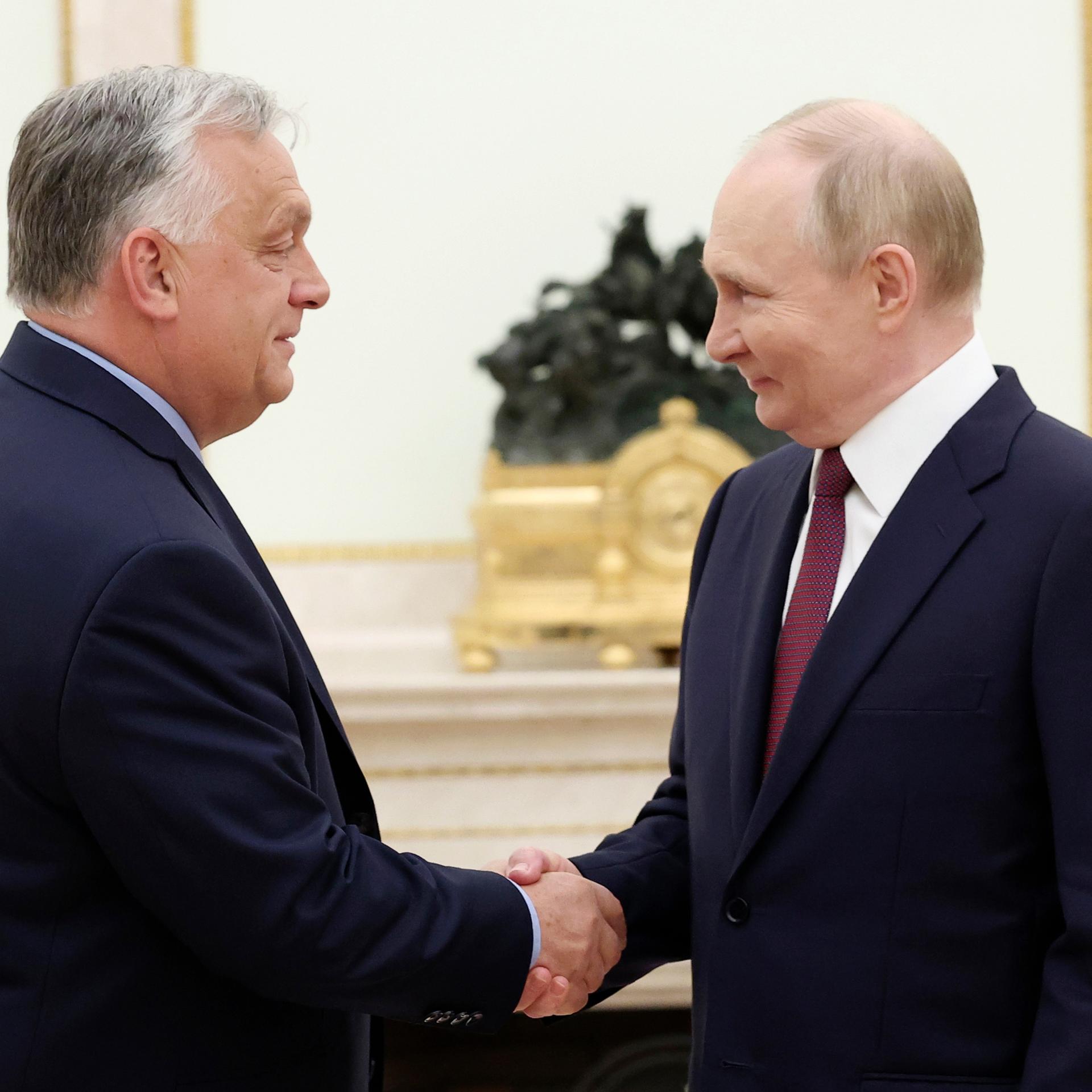 Moskau - Orban trifft Putin - Thema vor allem Lieferung von Öl und Gas