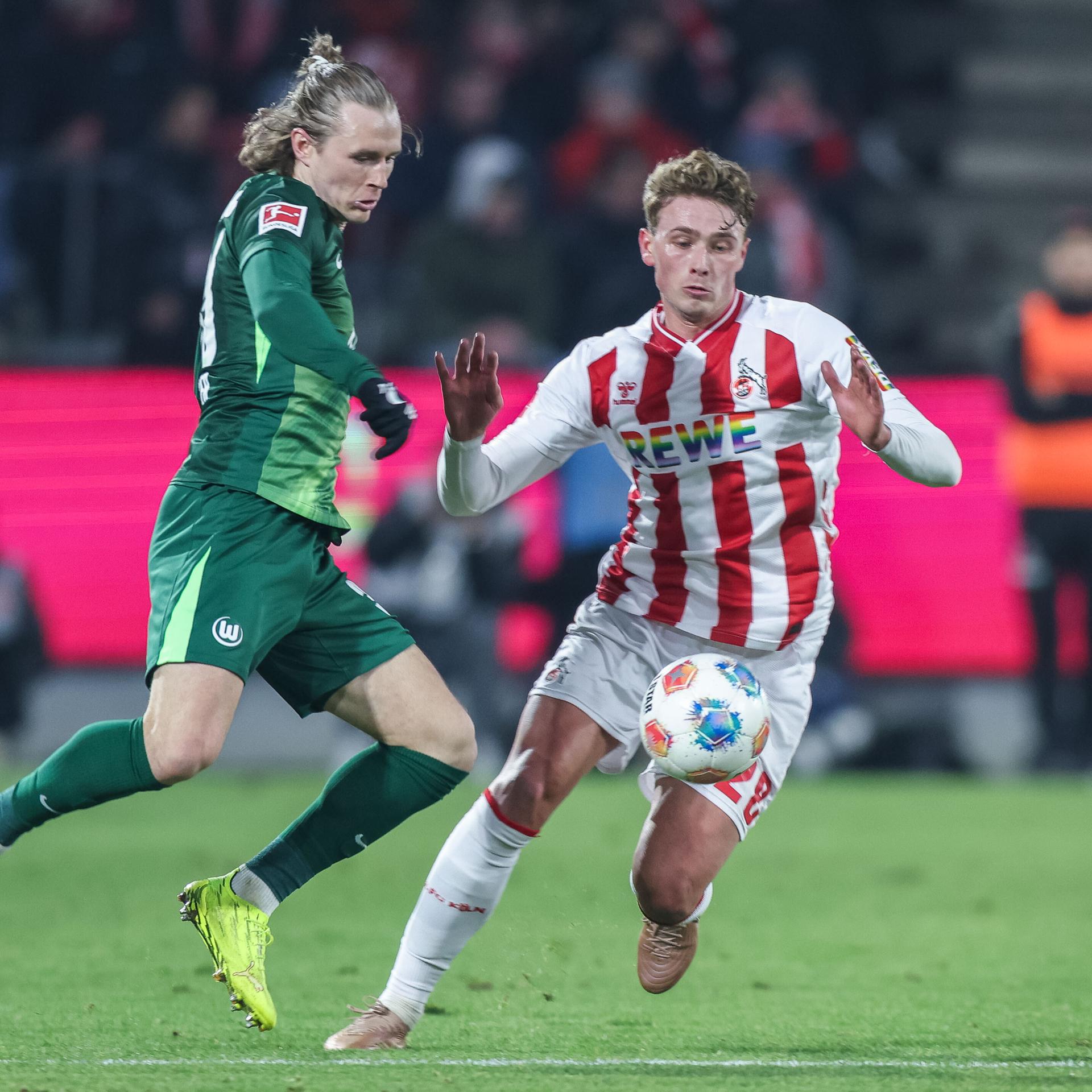 Patrick Wimmer und Sebastian Sebulonsen im Zweikampf