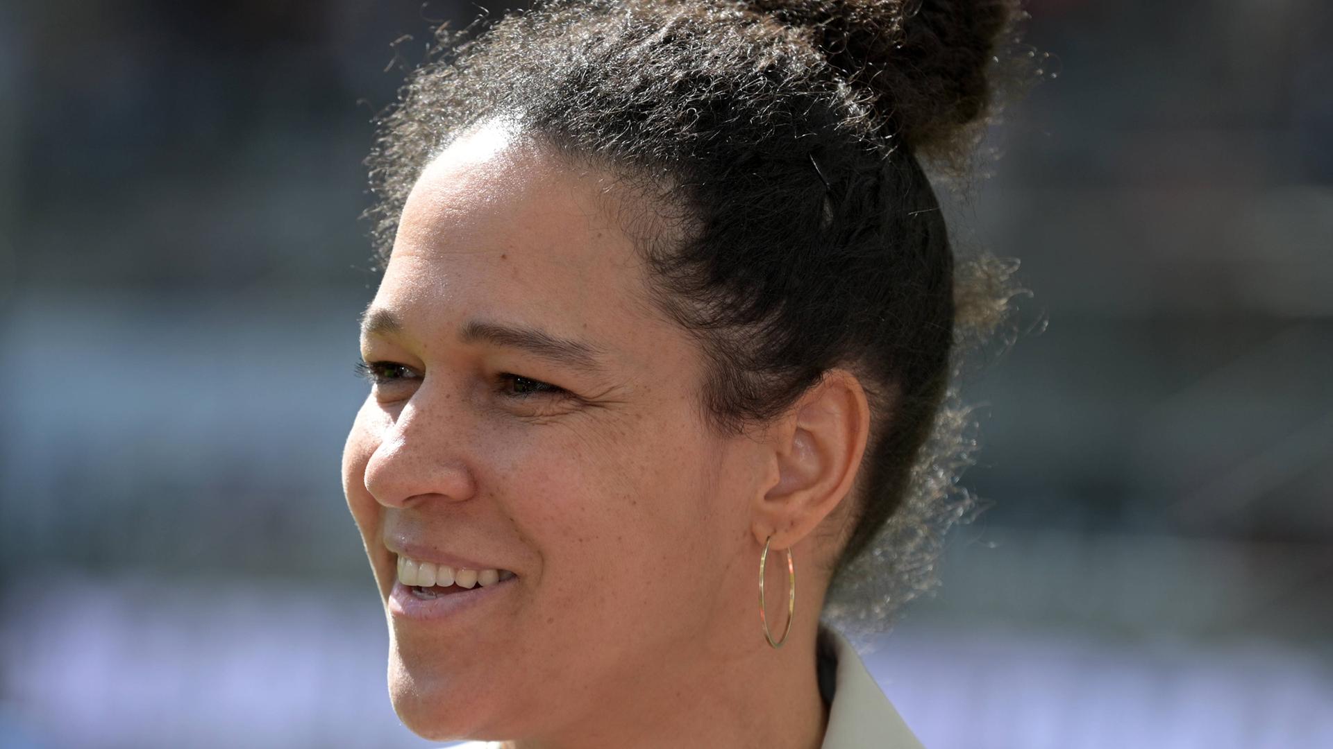 Ein Porträt von Celia Sasic