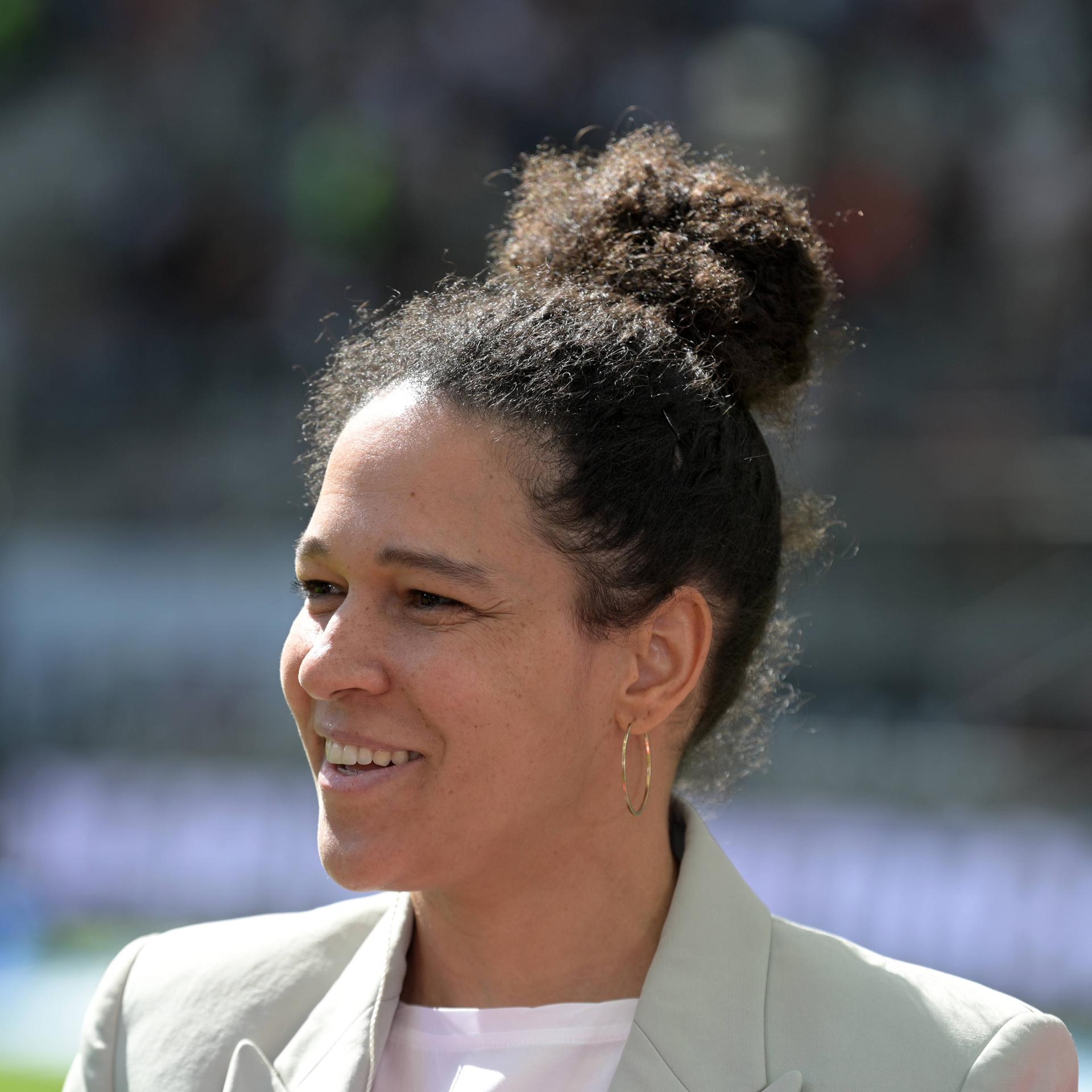 Ein Porträt von Celia Sasic