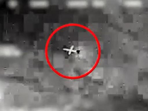Das Foto, das von einem Video stammt, soll laut der israelischen Armee eine Drohne der Hisbollah zeigen.