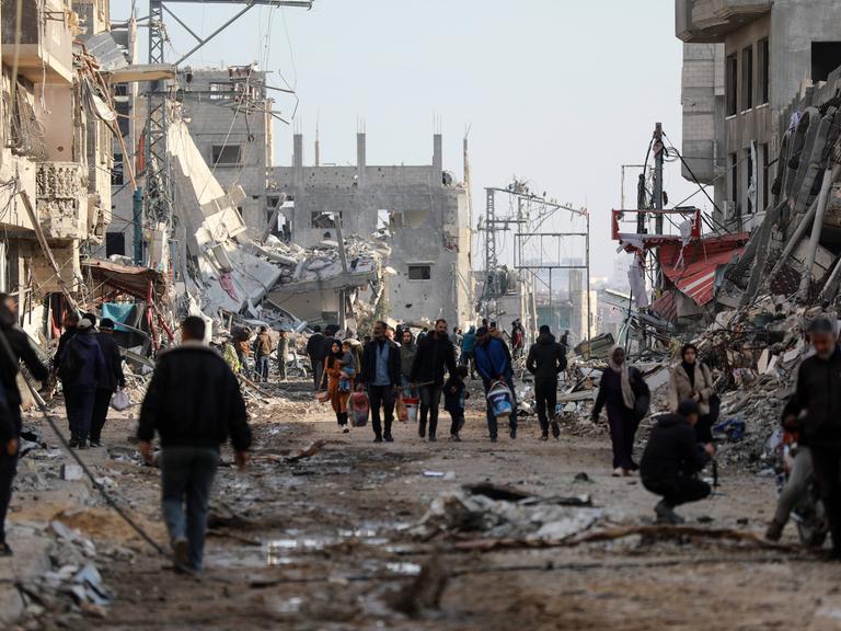 Zerstörte Straßenzüge in Gaza (2024)