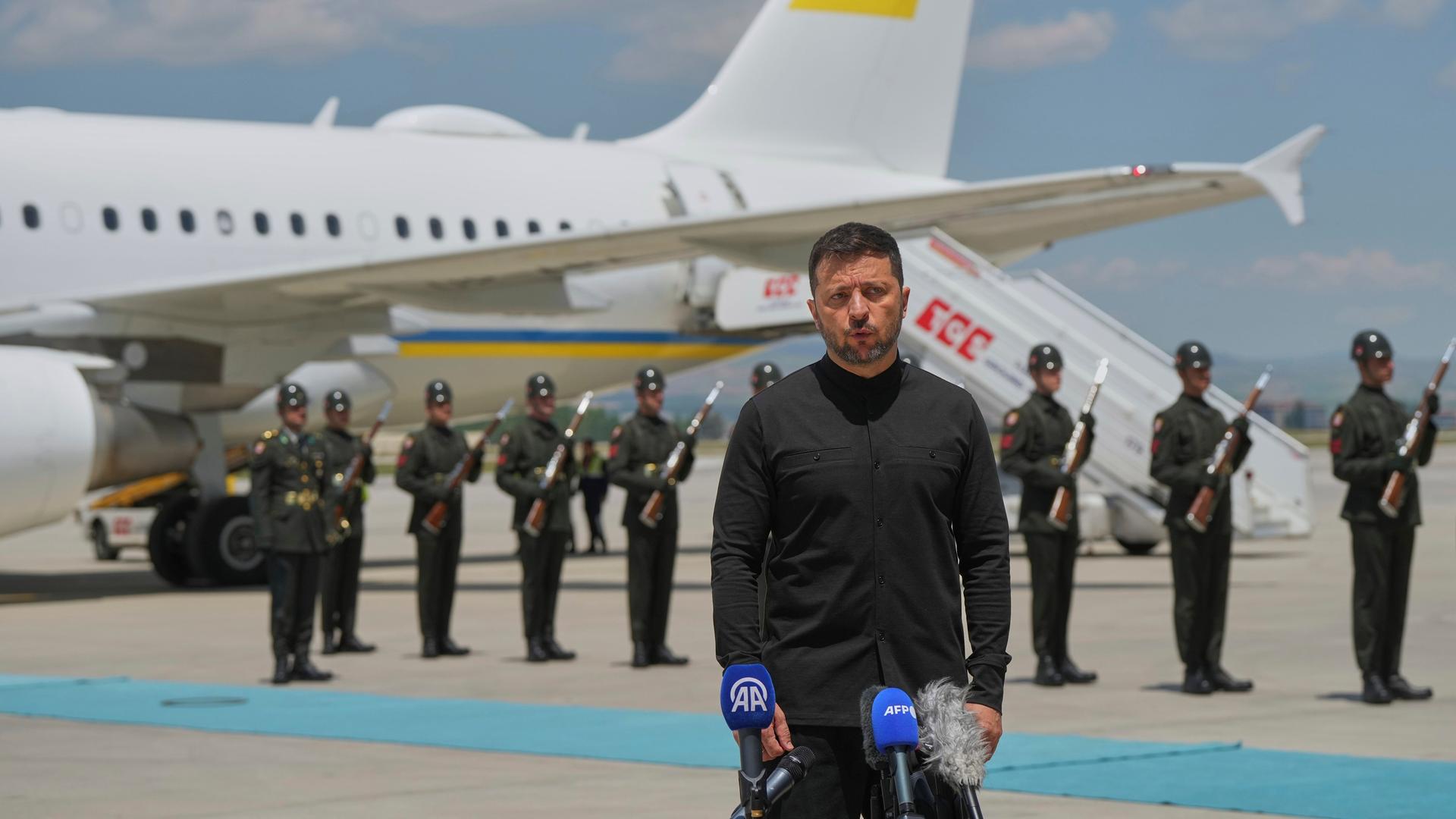 Waffenruhe-Gespräche beginnen - Selenskyj in Ankara