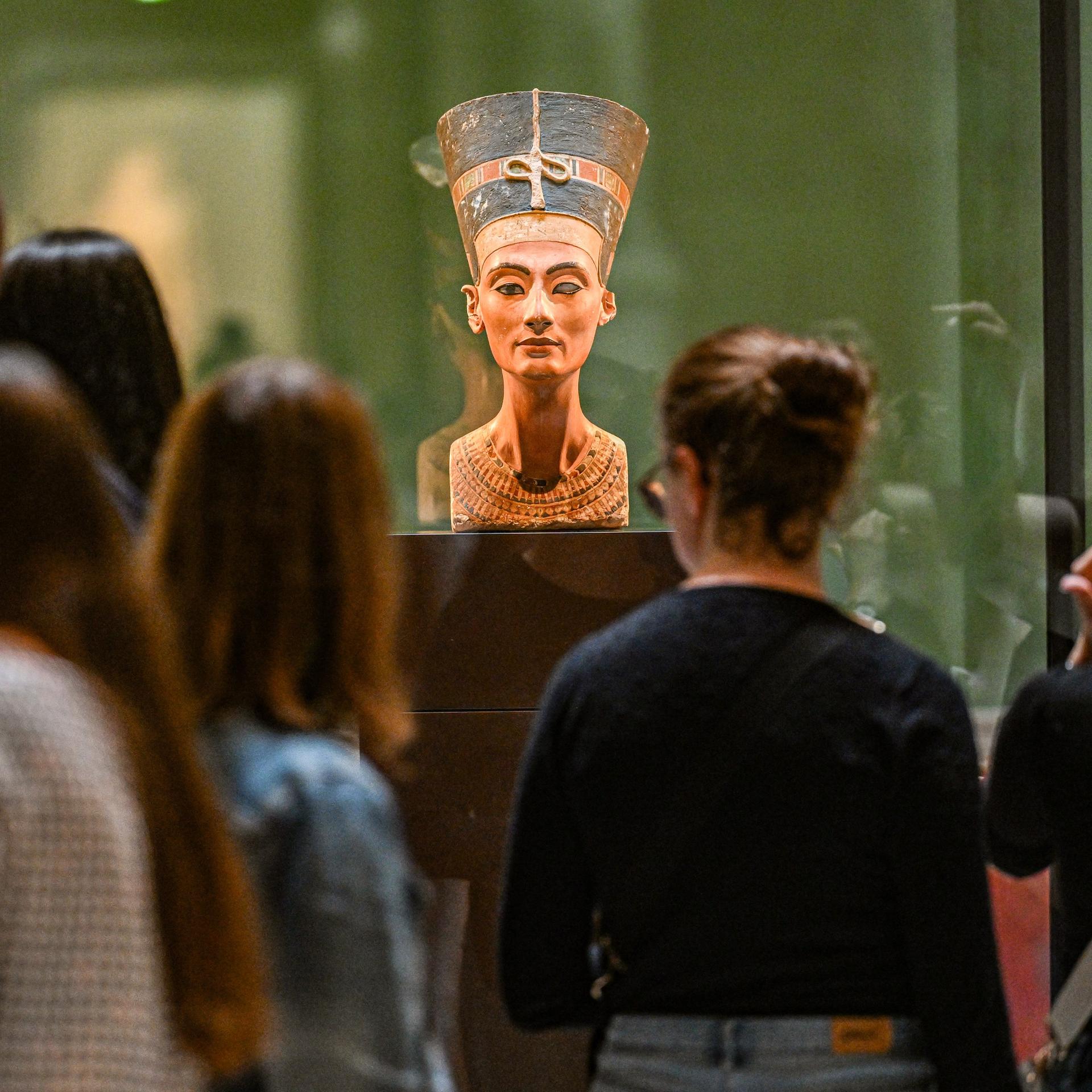 Zurück in die Heimat? Der Streit um Nofrete geht weiter