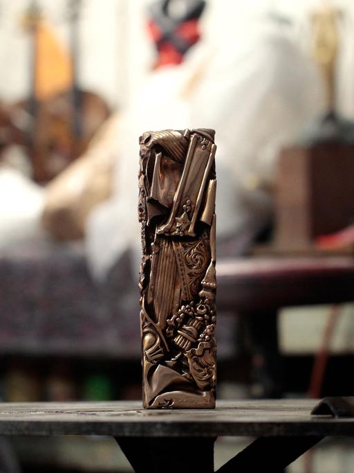 Eine César-Trophäe des Bildhauers César Baldaccini 