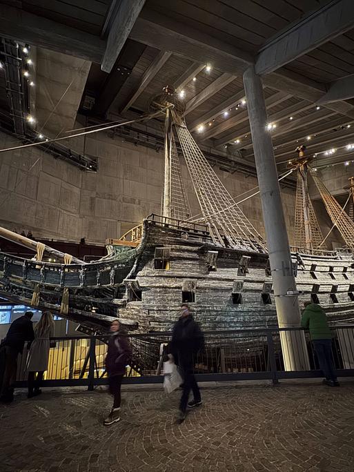 Das hölzerne Kriegsschiff "Vasa", gebaut im 17. Jahrhundert, hat seit seiner Bergung in den 60er Jahren Millionen Besucher nach Stockholm gelockt.