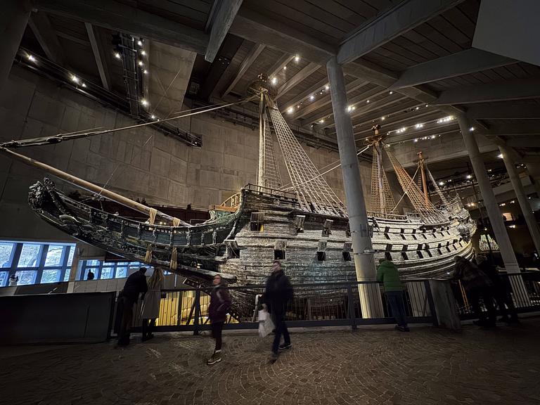 Das hölzerne Kriegsschiff "Vasa", gebaut im 17. Jahrhundert, hat seit seiner Bergung in den 60er Jahren Millionen Besucher nach Stockholm gelockt.