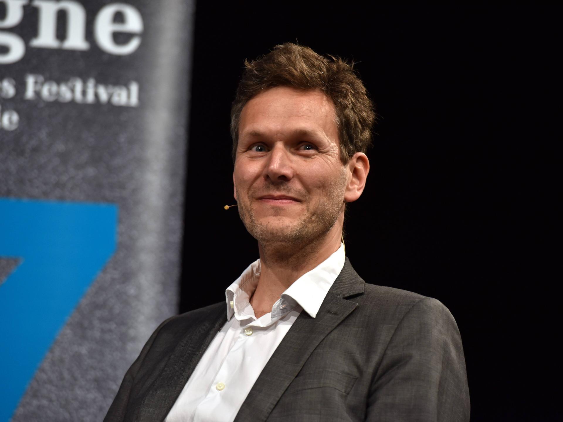 Porträtfoto des Philosophen Tobias Rosefeldt 
