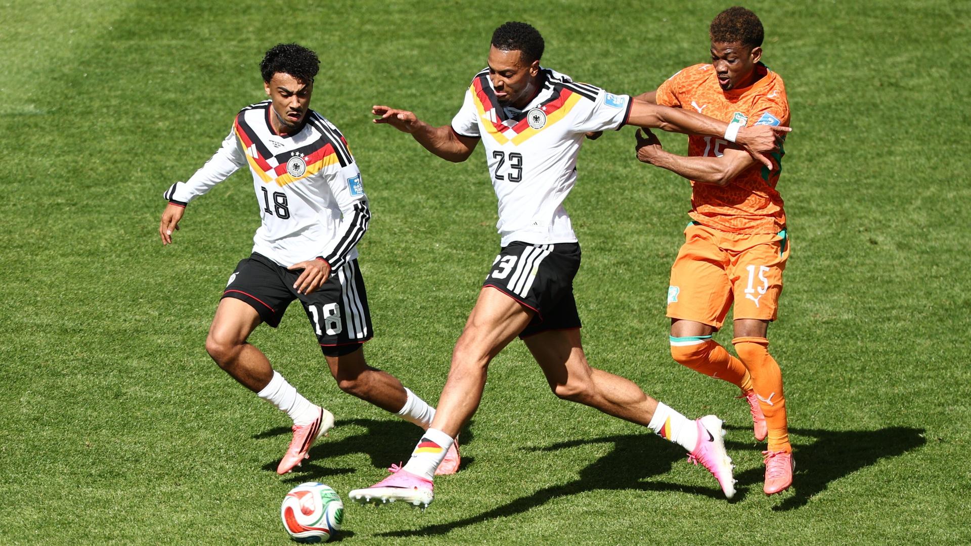 Fußball-WM - Deutschland - Elfenbeinküste 2:1