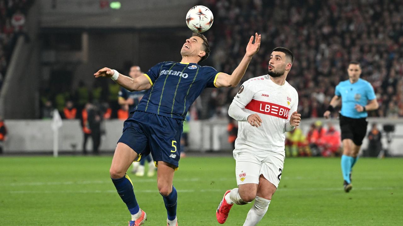 Spielszene im Achtelfinale der Europa League: VfB Stuttgart gegen FC Porto.