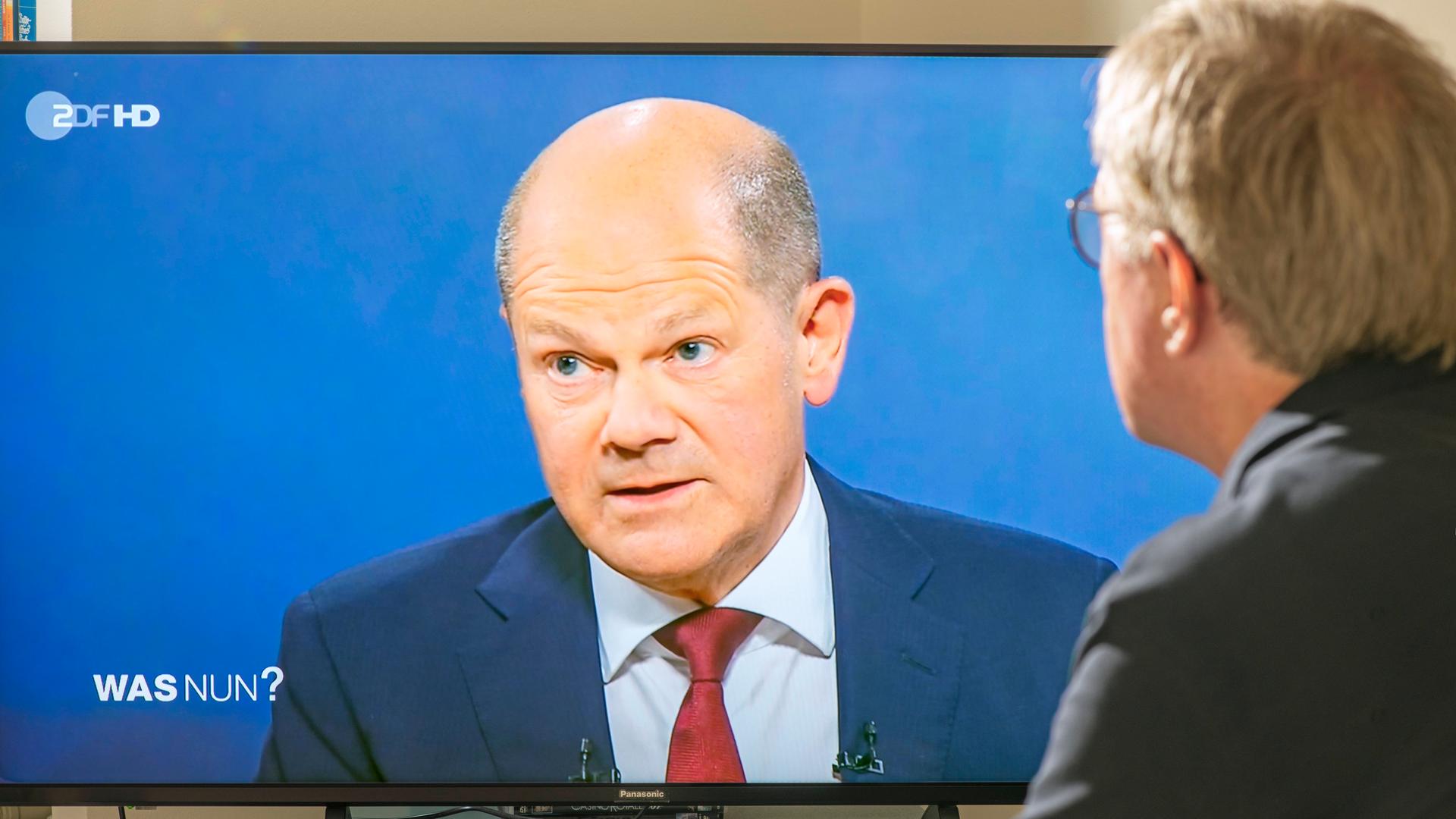 Bundeskanzler Scholz erklärt seinen Ukraine-Kurs in der ZDF-Sendung Was nun? Bundeskanzler Scholz erklärt seinen Ukraine-Kurs in der ZDF-Sendung Was nun?