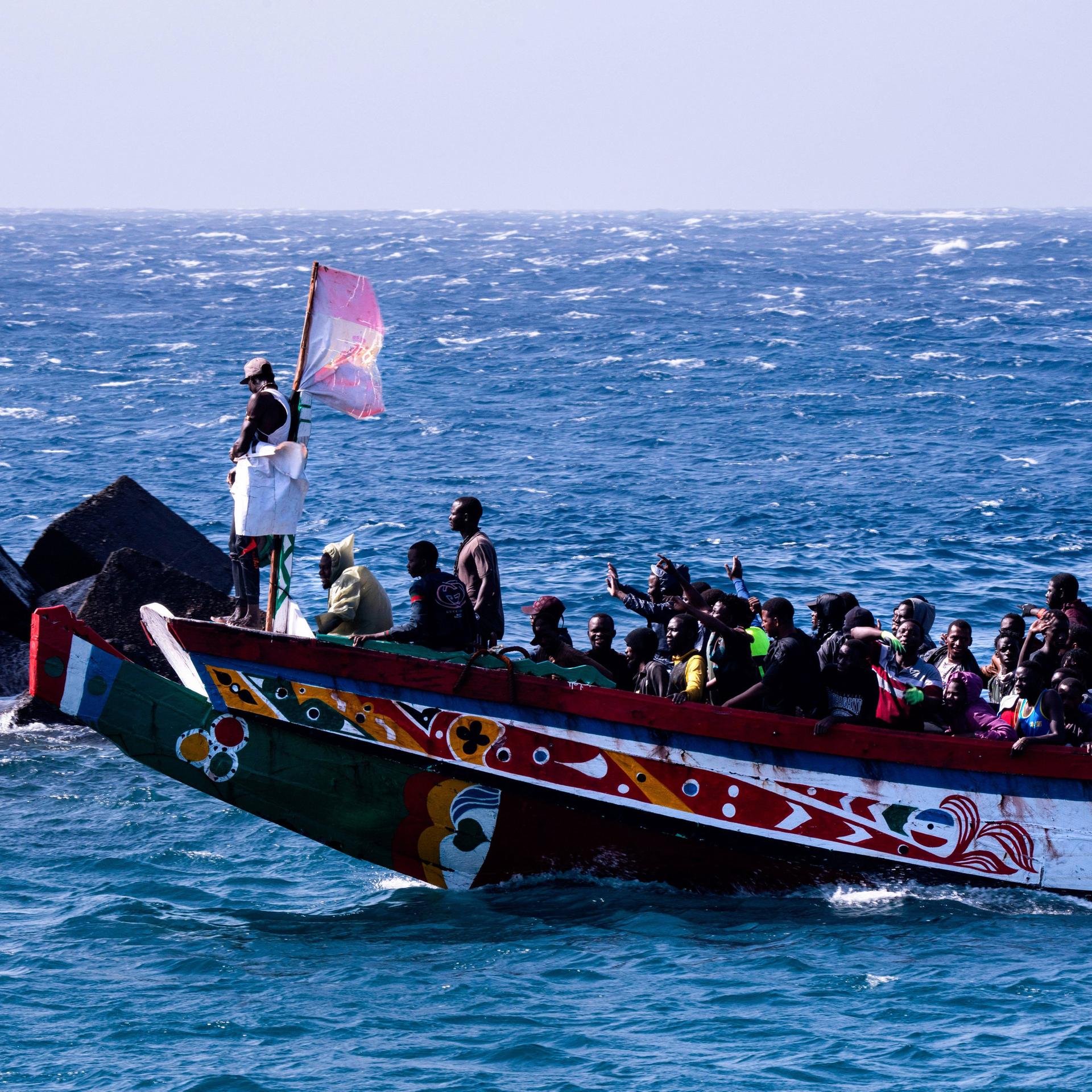 Flucht nach Europa - Hoffnung am Horizont - El Hierro und die Bootsflüchtlinge episode artwork