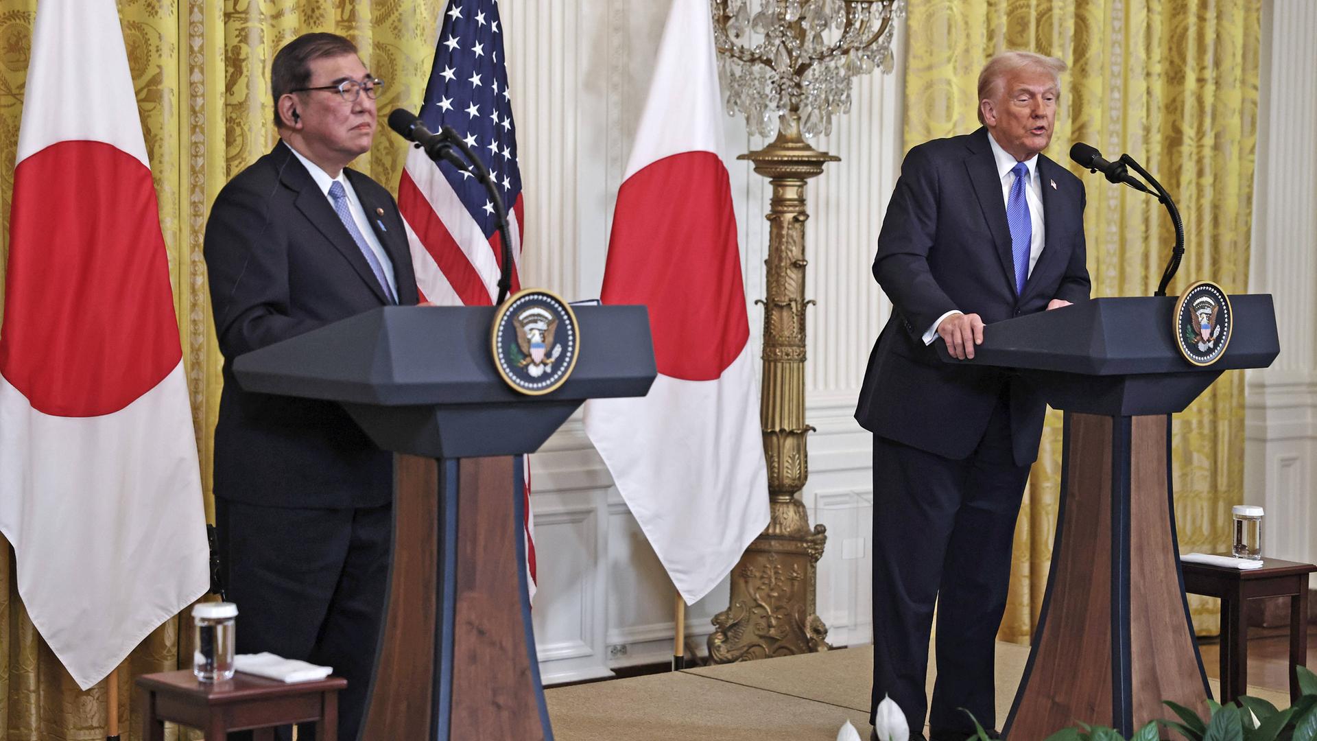 US-Präsident Trump und der japanische Premierminister Ishiba bei einer gemeinsamen Pressekonferenz im Weißen Haus in Washington. 