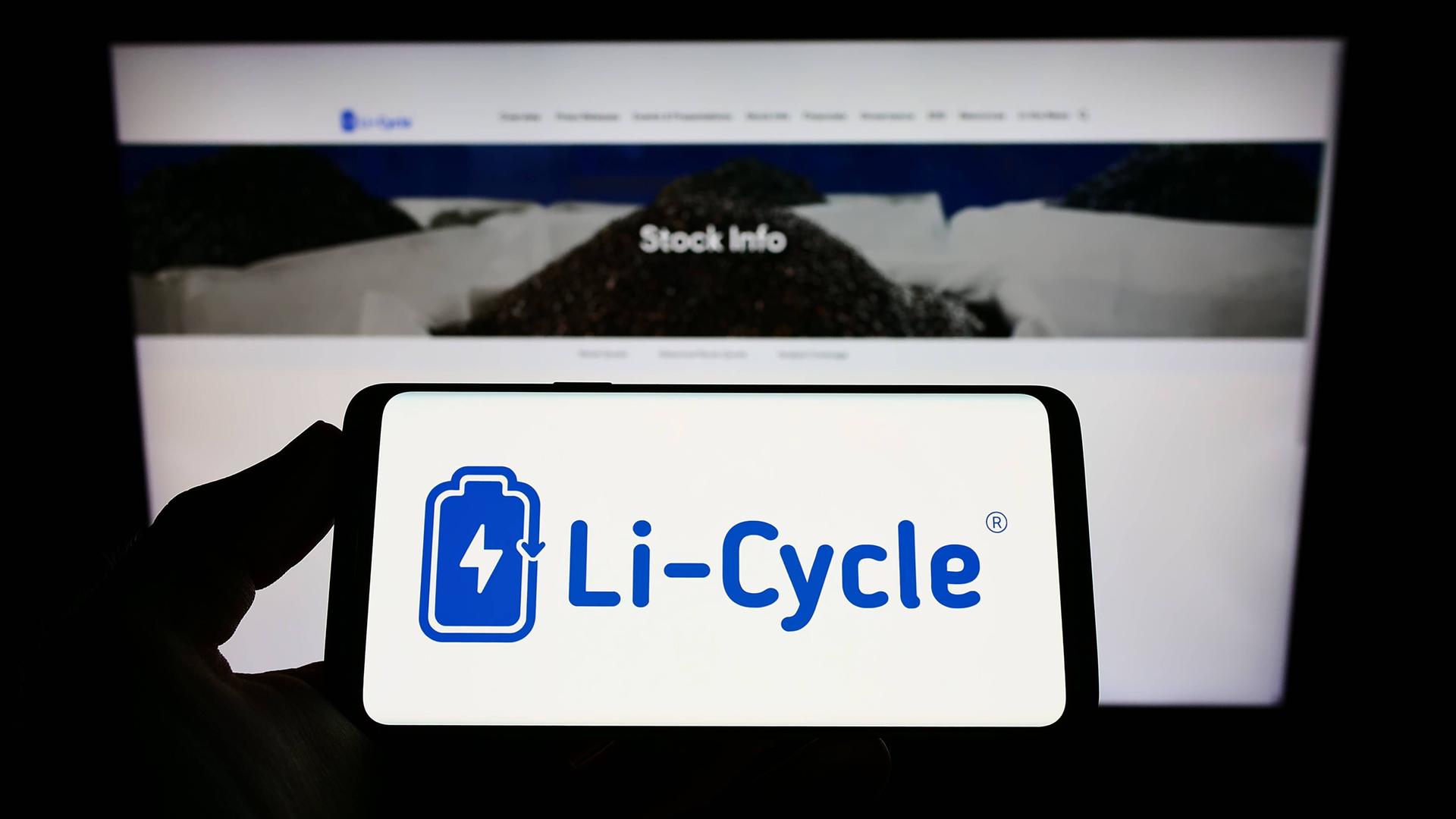 Ein Handy-Bildscharim auf dem in blauer Schrift auf weißen Untergrund der Name Li-Cicle zu lesen ist.