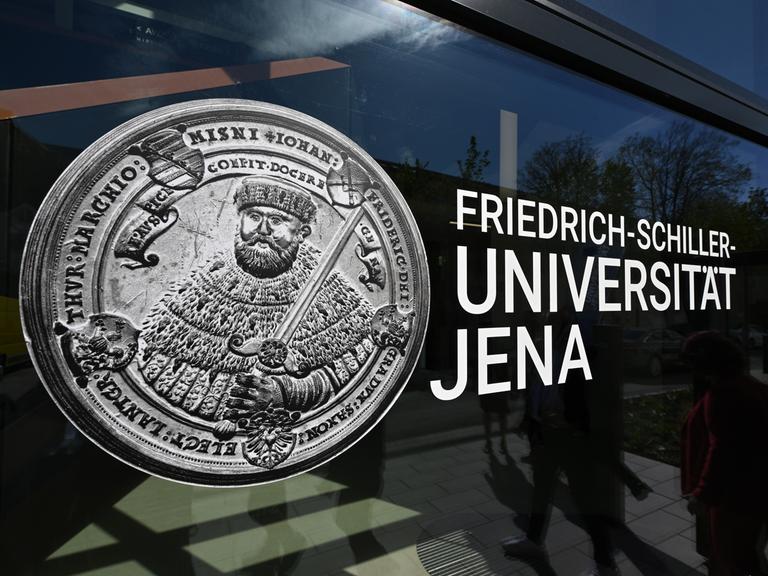 Das Siegel und der Schriftzug der Friedrich-Schiller-Universität Jena Das Siegel und der Schriftzug der Friedrich-Schiller-Universität Jena
