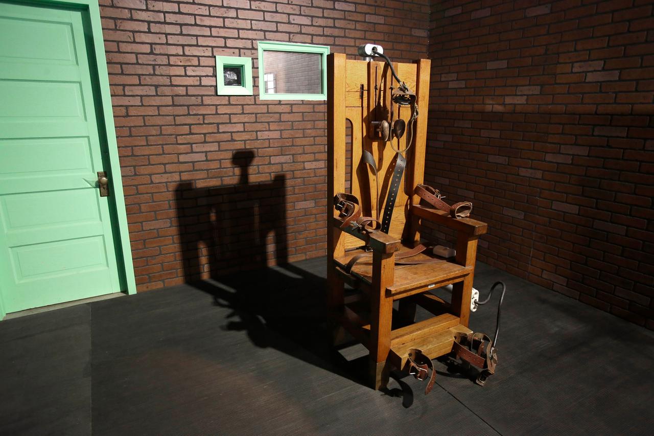 Elektrischer Stuhl im Texas Prison Museum in Huntsville. Elektrischer Stuhl im Texas Prison Museum in Huntsville.