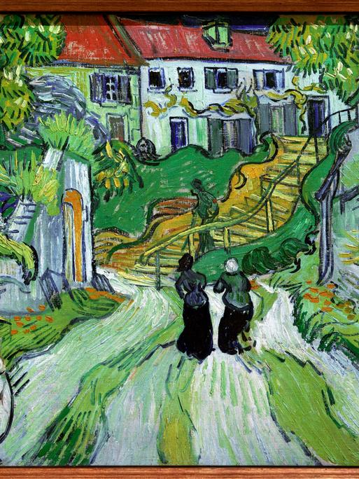 Das Gemälde "Treppe in Auvers" von Vincent van Gogh zeigt eine Ansicht des Dorfes Auvers-sur-Oise in leuchtenden Farben. (Quelle: picture-alliance)