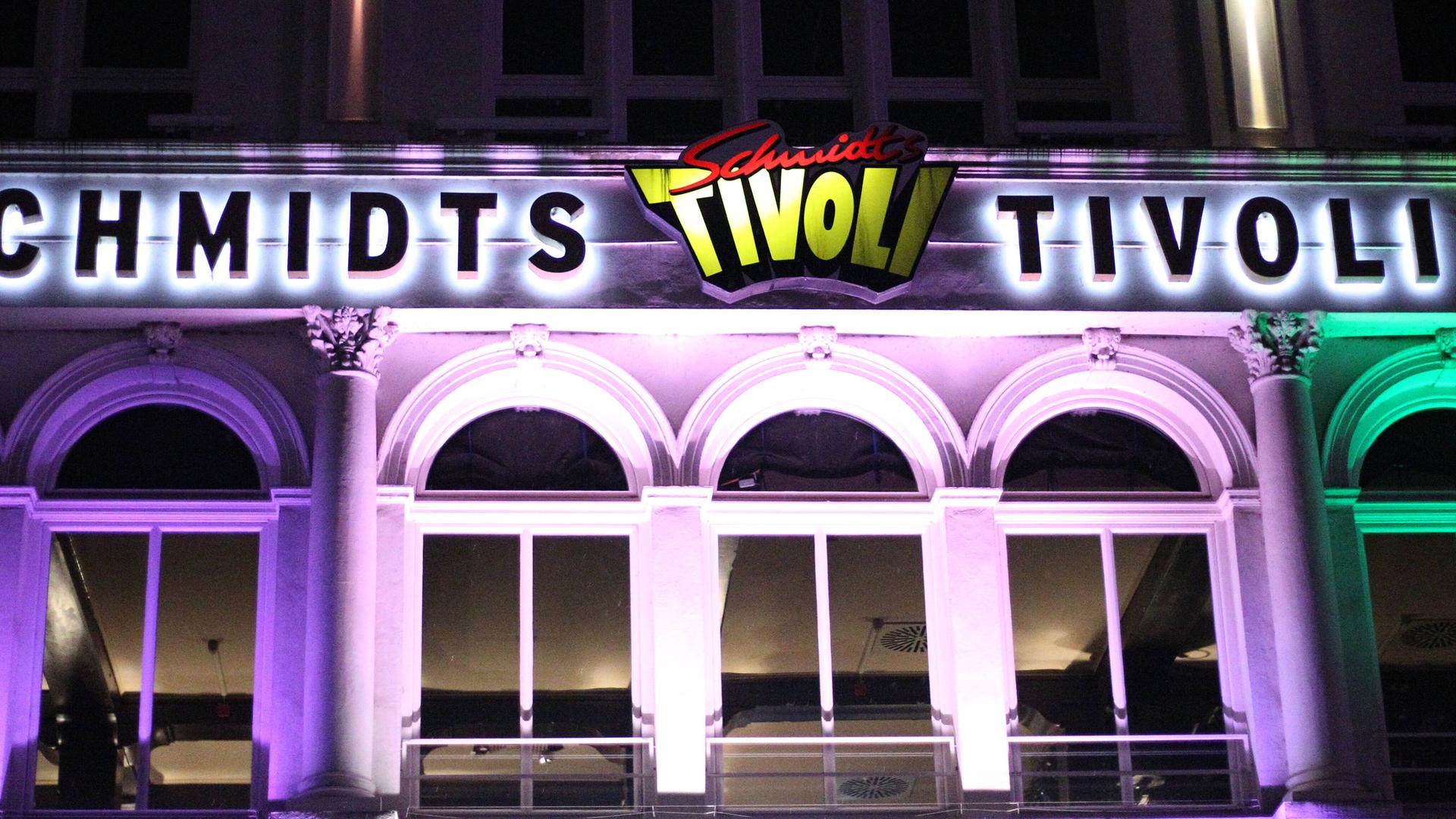 Das Theater Schmidts Tivoli am Spielbudenplatz in Hamburg-Altona Das Theater Schmidts Tivoli am Spielbudenplatz in Hamburg-Altona