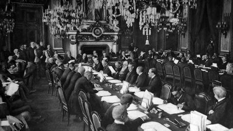 Vorbereitung des Versailler Friedensvertrags 1919 in Frankreich.