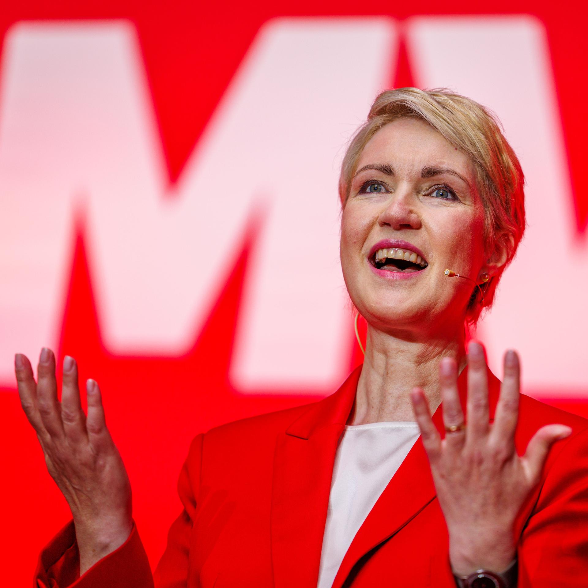 Manuela Schwesig, Ministerpräsidentin von Mecklenburg-Vorpommern und SPD-Landesvorsitzende, bei einem Parteitag in Wismar