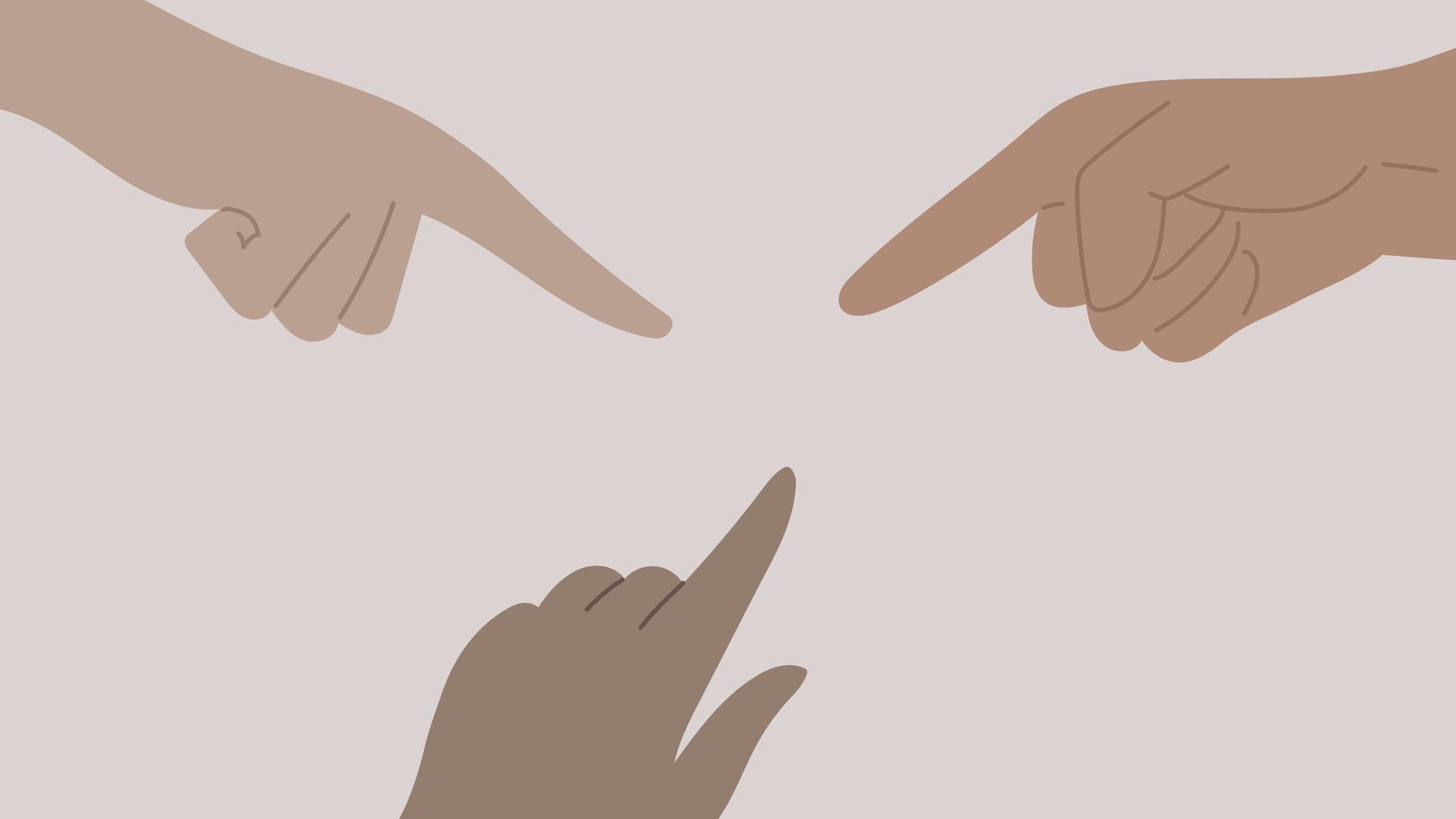 Drei Hände zeigen mit dem Zeigefinger auf etwas unsichtbares in ihrer Mitte