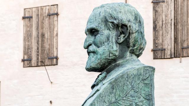 Büste von Guiseppe Verdi 