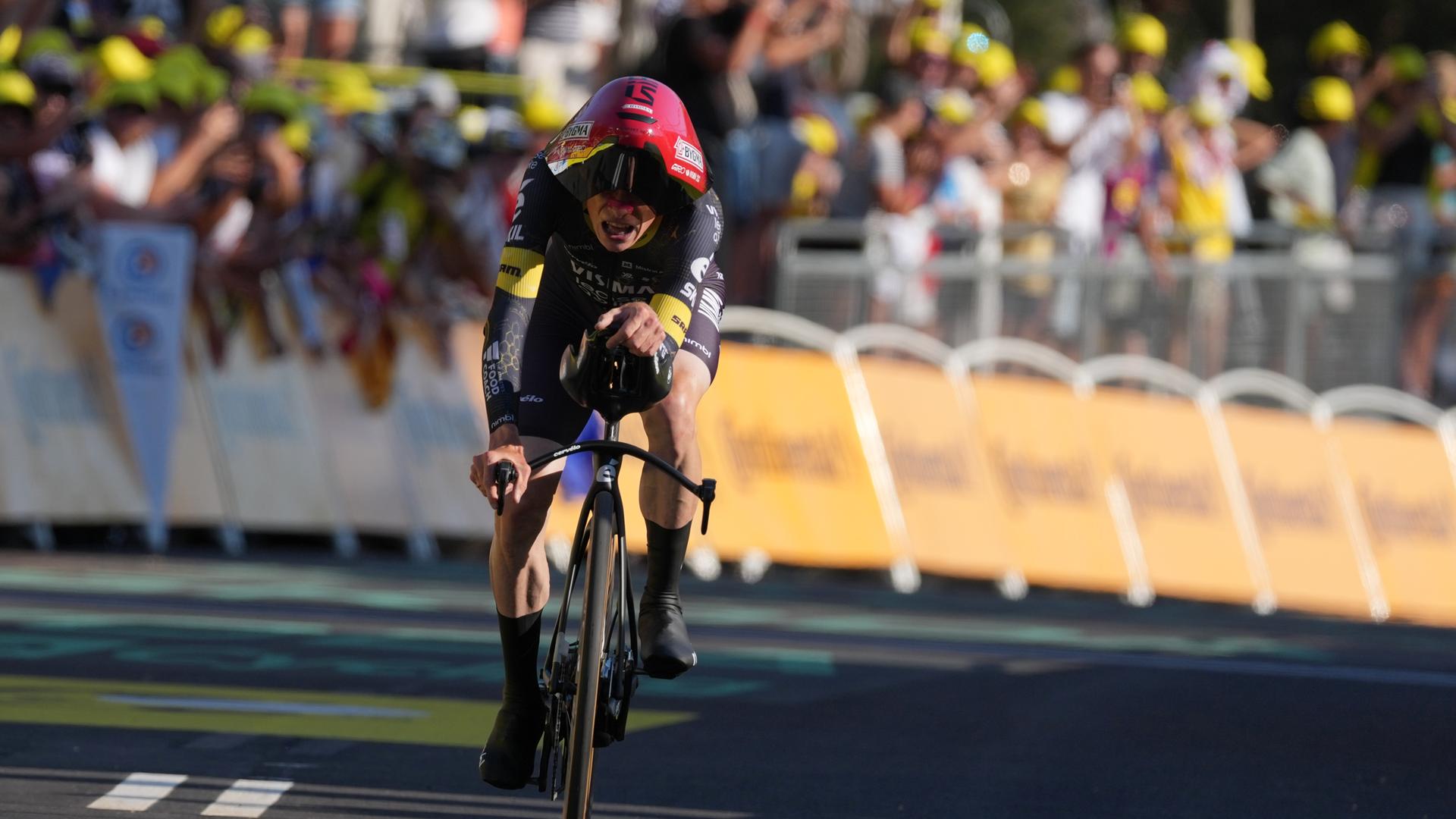 Jonas Vingegaard bei der ersten Etappe der Tour de France in Barcelona Jonas Vingegaard bei der ersten Etappe der Tour de France in Barcelona