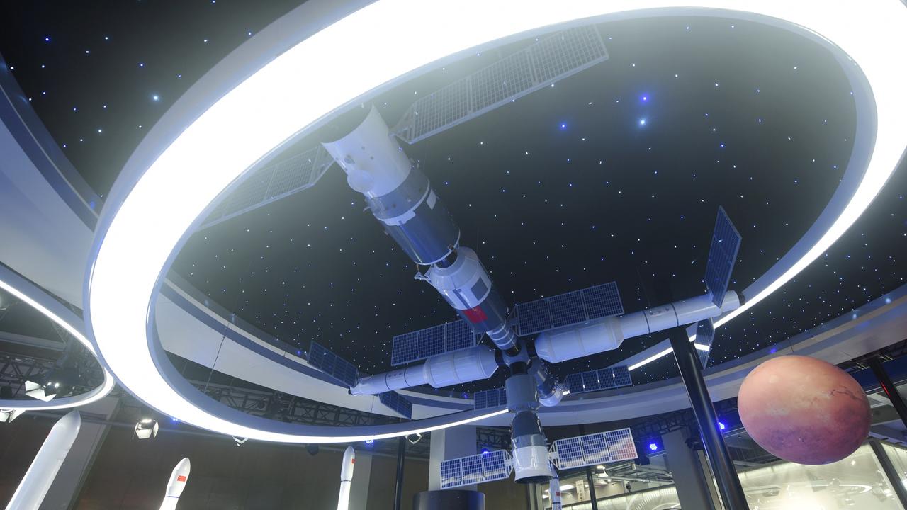 Modell der Tiangong-Raumstation auf einer Computerkonferenz 2021 im chinesischen Hangzhou