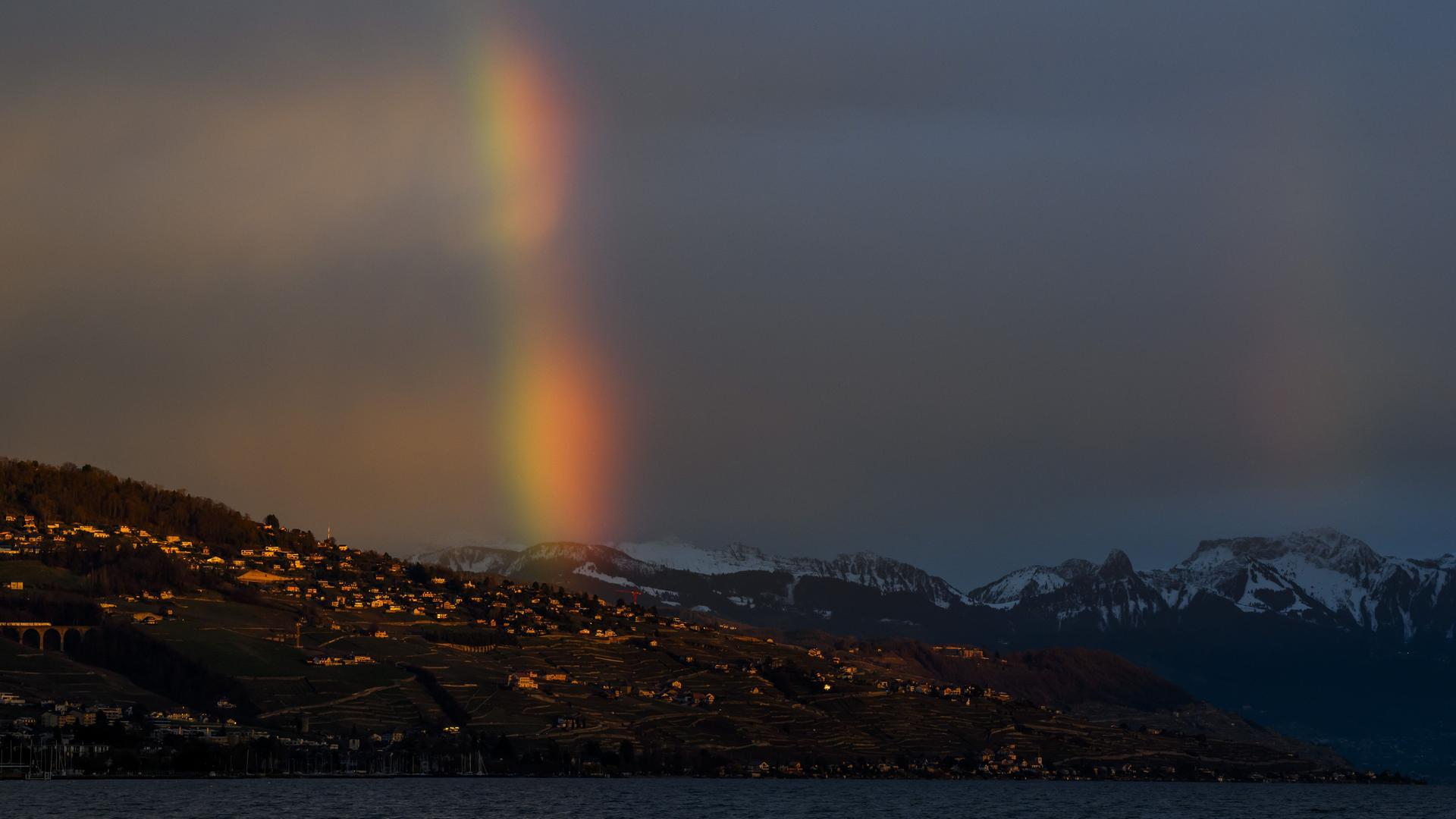 In der Schweiz wurde gebietsweise der wärmste Heiligabend seit Beginn der Wetteraufzeichnung erfasst. In der Schweiz wurde gebietsweise der wärmste Heiligabend seit Beginn der Wetteraufzeichnung erfasst.