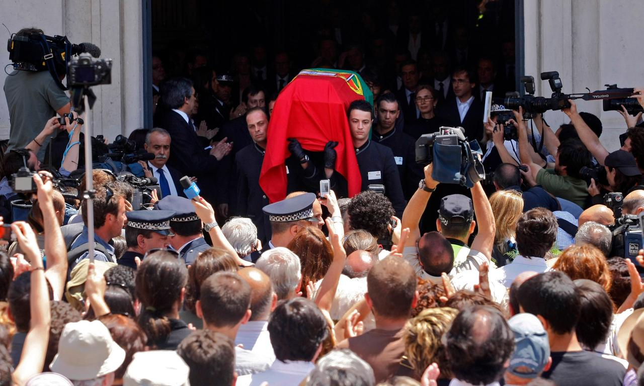 Juni 2010: Trauerfeier für den verstorbenen Literaturnobelpreisträger Saramago in Lissabon