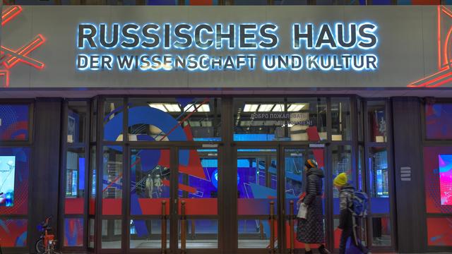 Das Foto zeigt das Russische Haus in Berlin.