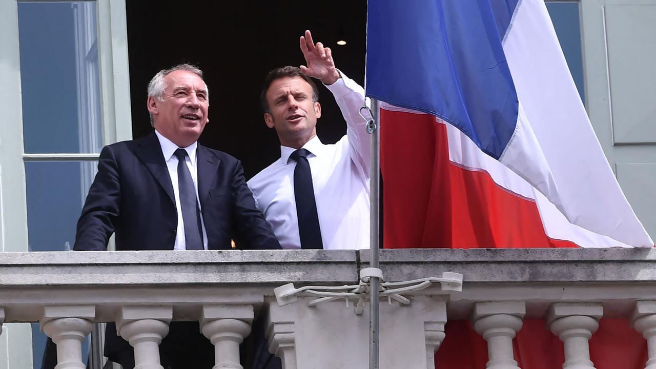 Macron Ernennt Bayrou Zum Neuen Premierminister In Frankreich